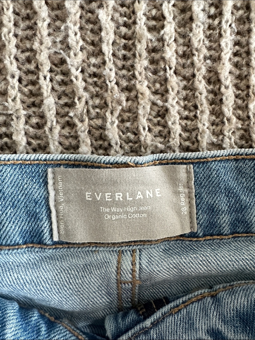 Everlane Light Blue High-Rise Jeans with Beige Label